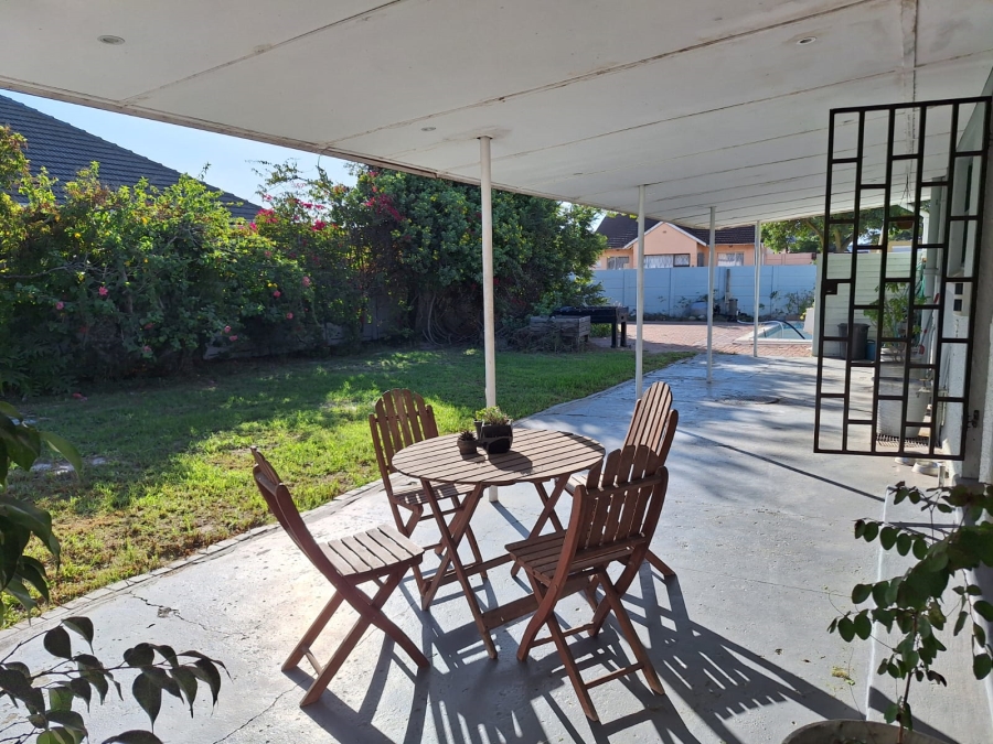 3 Bedroom Property for Sale in Thornton Western Cape
